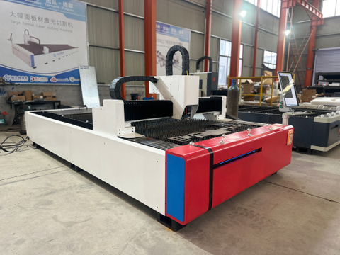 1530-2KW Fiber Laser Cutting Miihini Tino Tino & Te Whakanuia